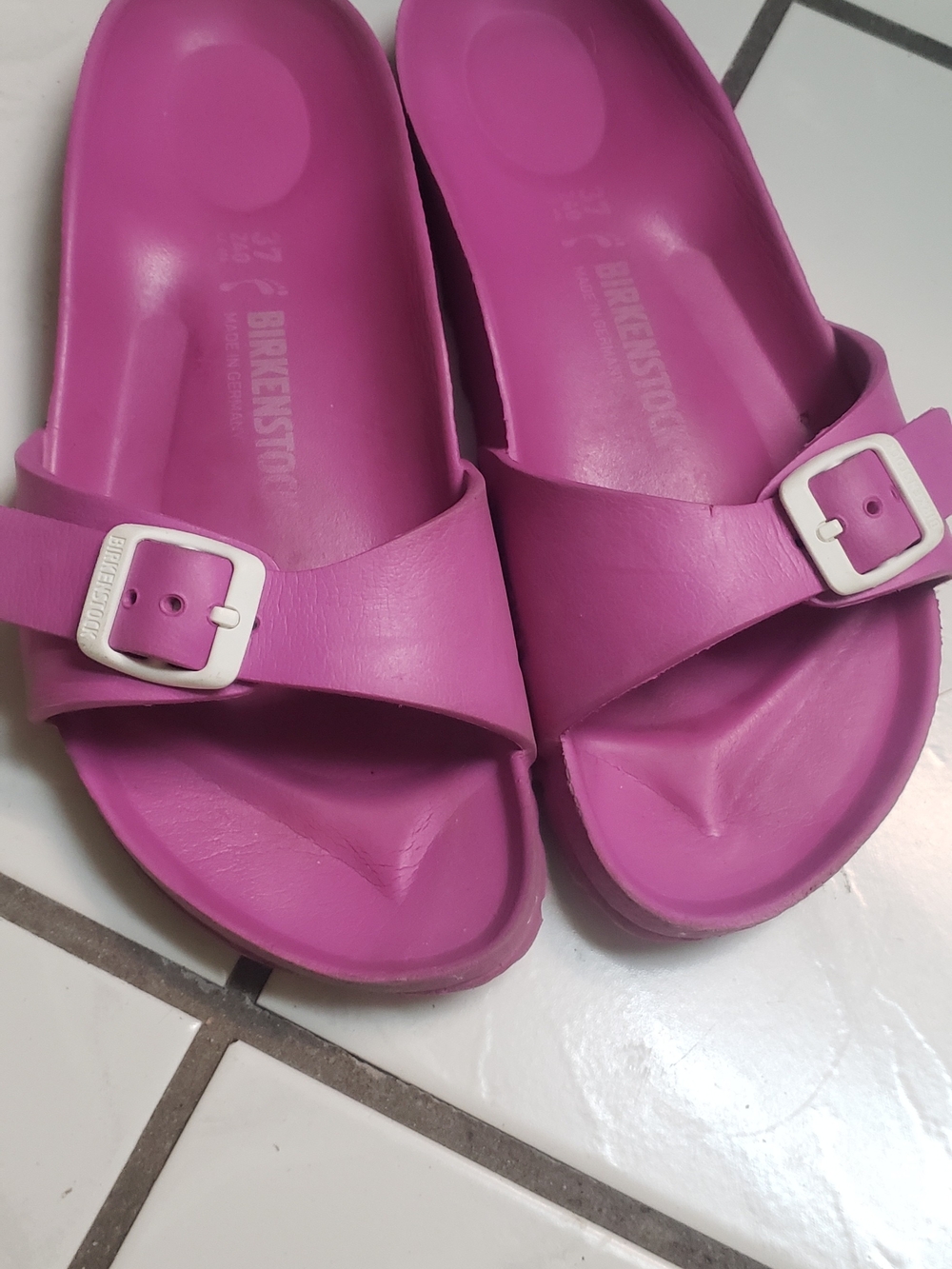 Like new "Birkenstock" pink/purple Arizona EVA slide sandals